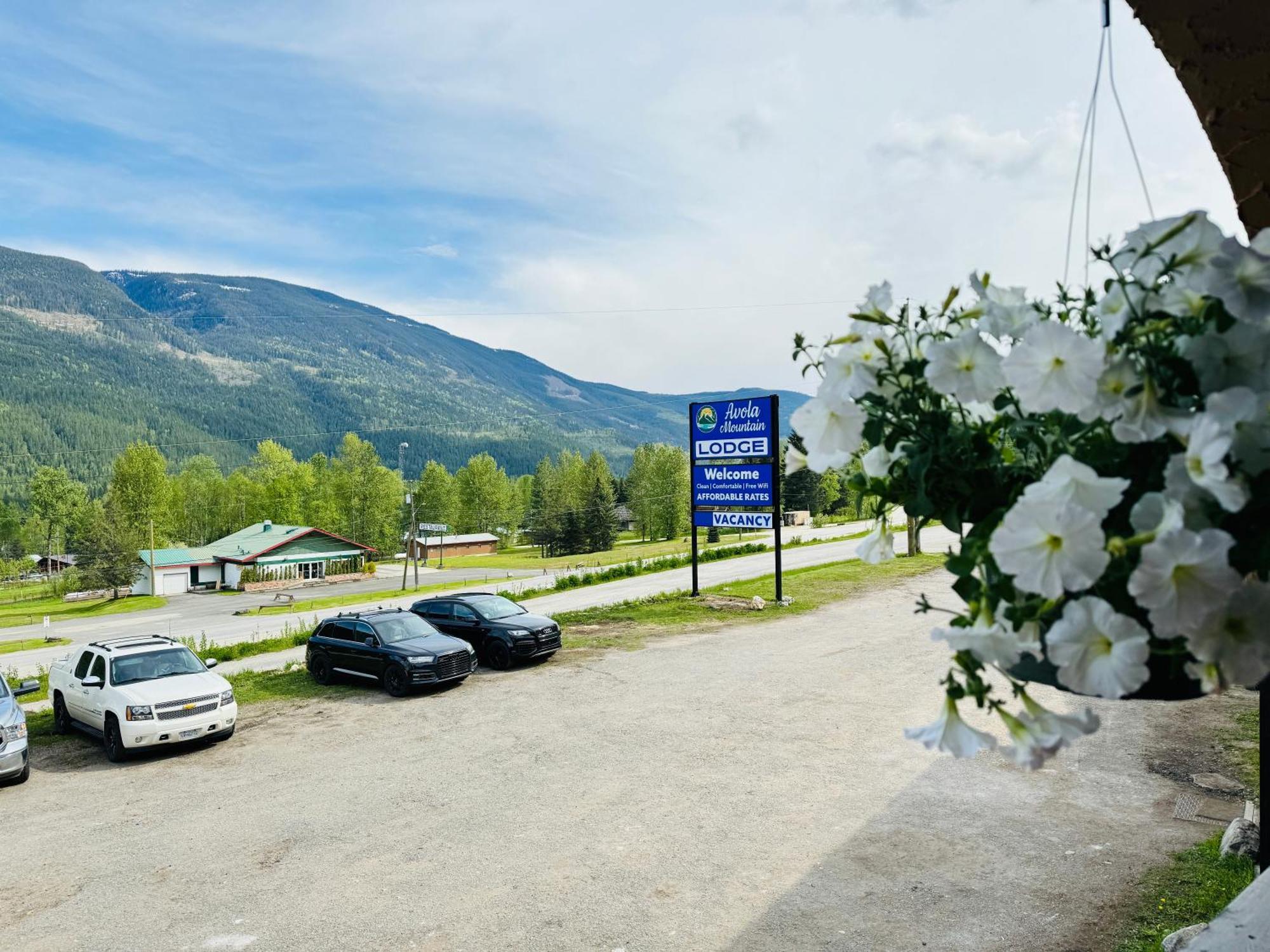 Avola Mountain Lodge Exteriör bild